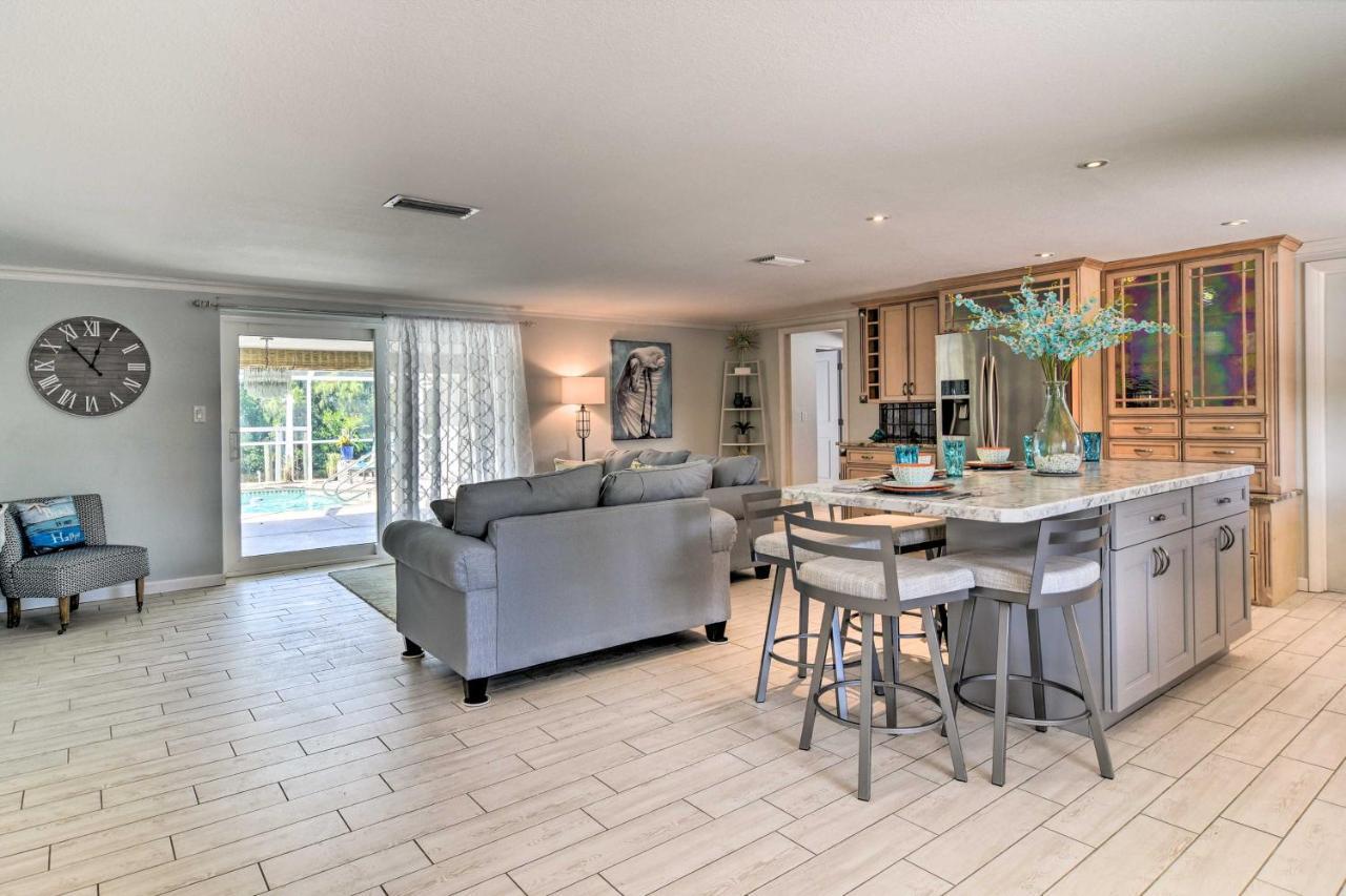 Waterfront Bradenton Home Heated Pool And Fire Pit Kültér fotó